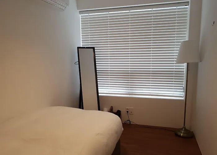 Single Single Hostel *