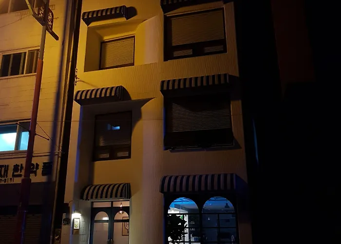 Single Single Hostel Busan